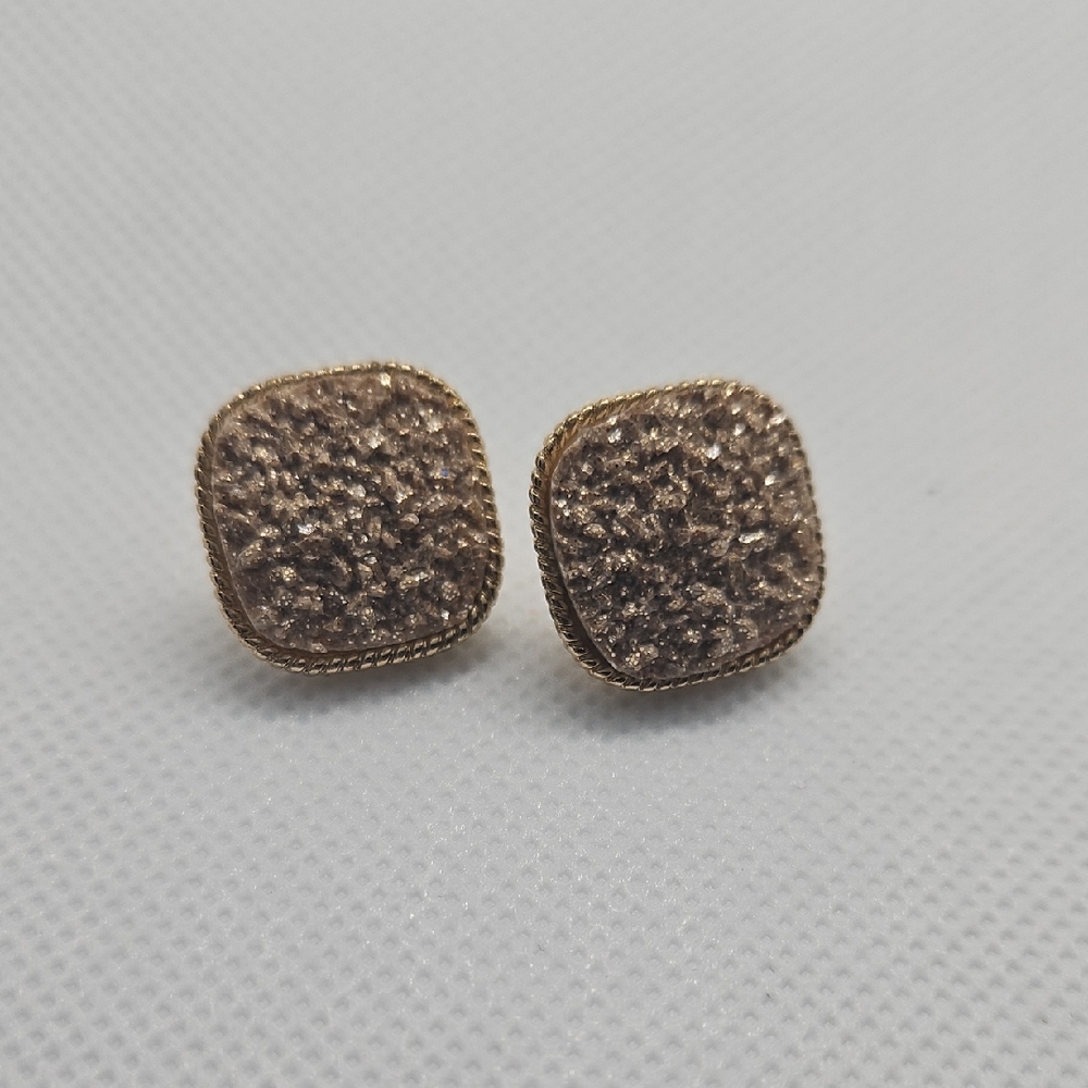Elegant Gold-Tone Textured Earrings